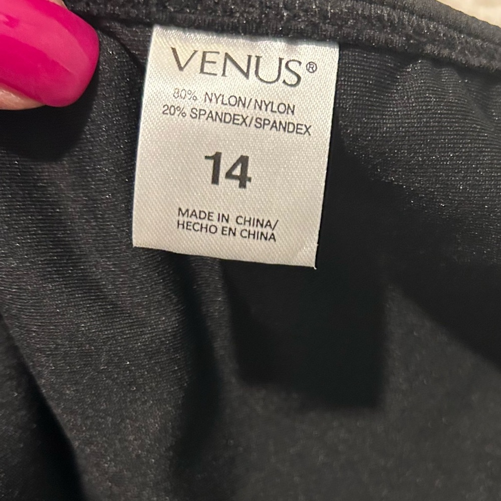 ☀️Venus Black Capri Strap Back Monokini Size 14 NWOT Black Swimsuit - Picture 7 of 13